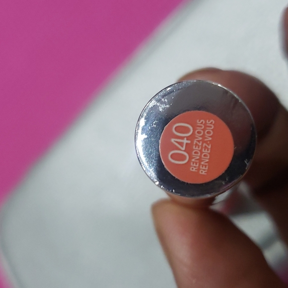 QTY-1 LIPSTICK - Picture 3 of 5